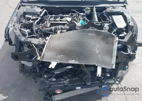 2018 Honda Accord Sport z USA, uszkodzony, nr VIN 1HGCV1F32JA243215